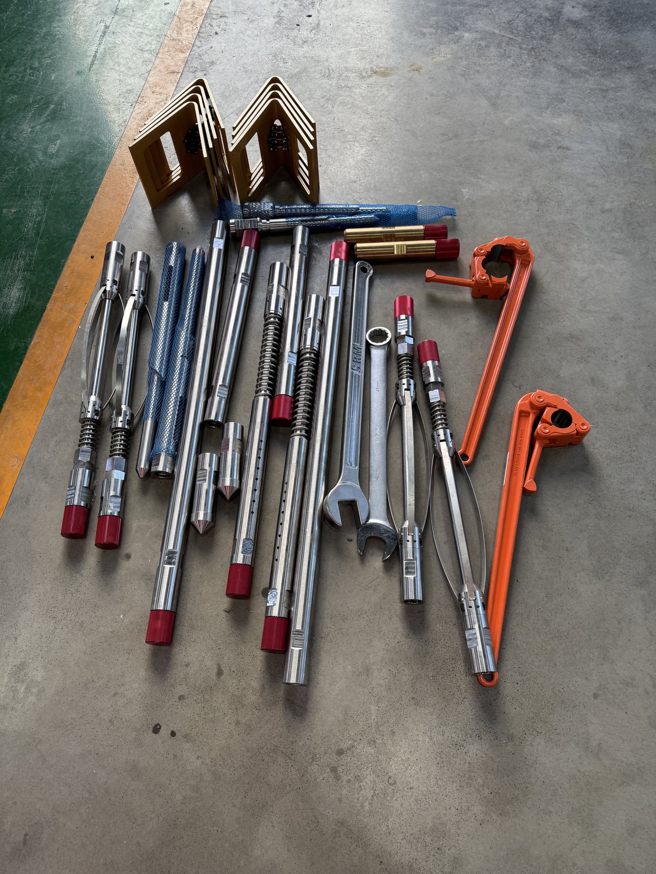Tool-string accessories