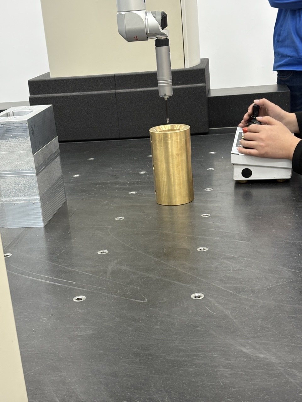 Mechanical calibration bench optimization.
