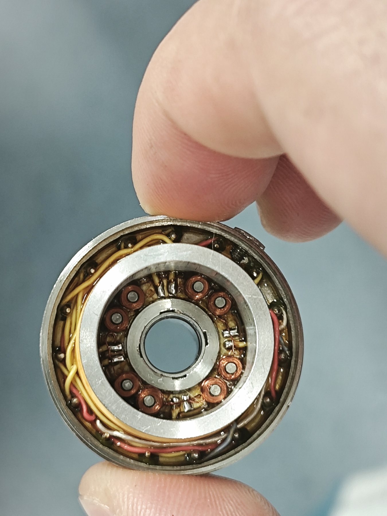 挠性陀螺工艺细节。