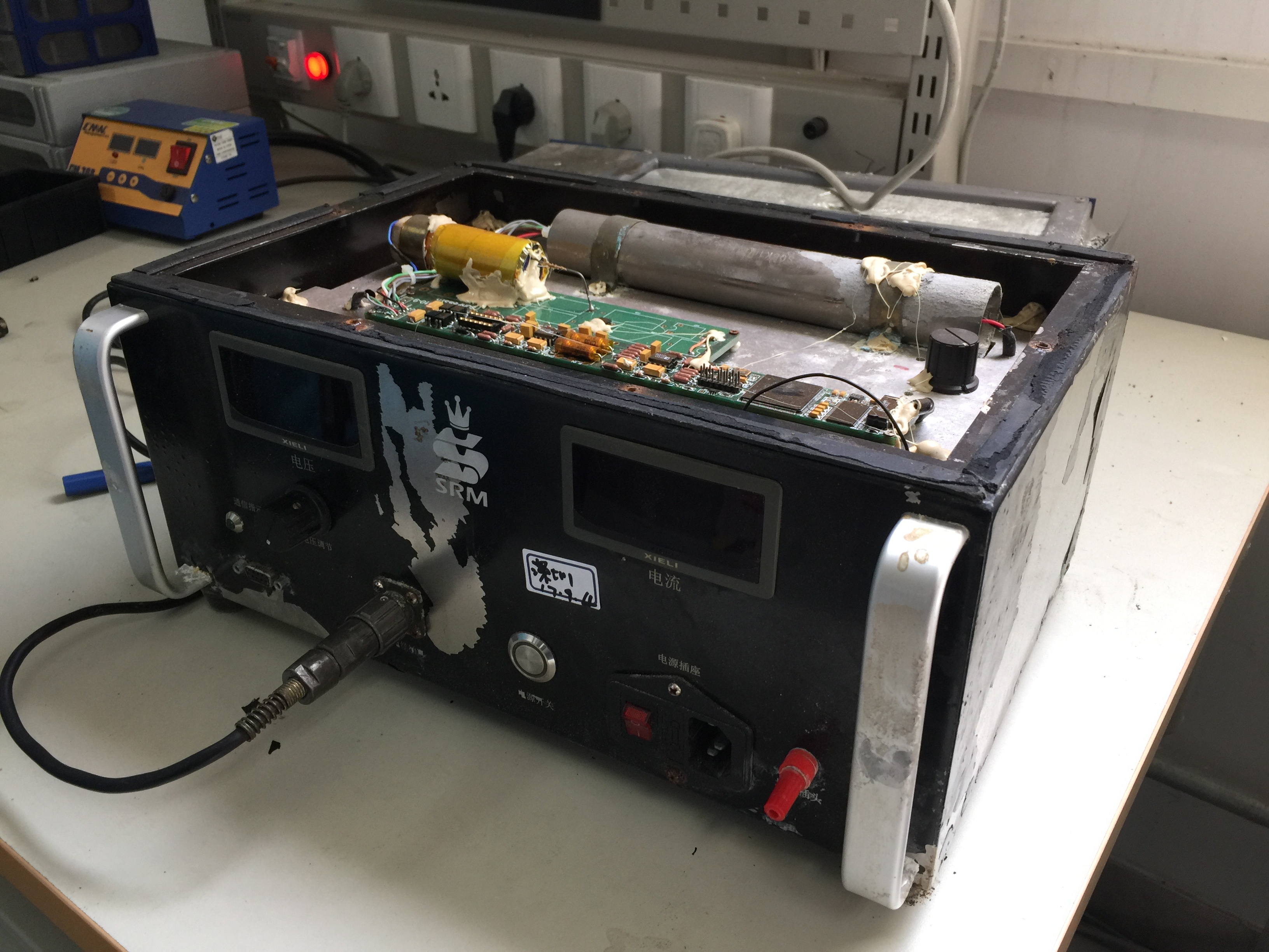 Earlier ground-unit prototype and development material.